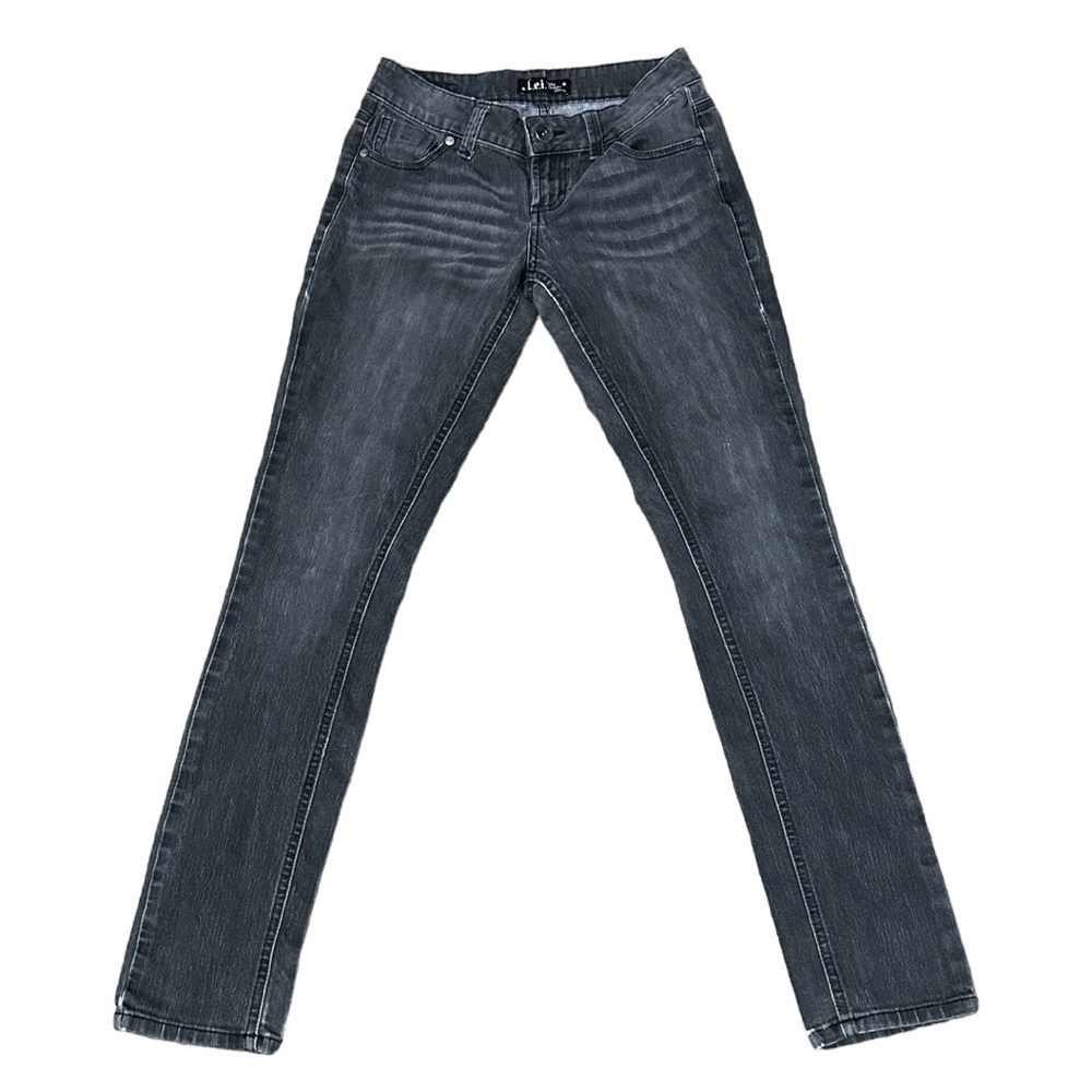 L.E.I. Ashley Louise Denim Distressed Jeans Size 0 - Picture 3 of 7